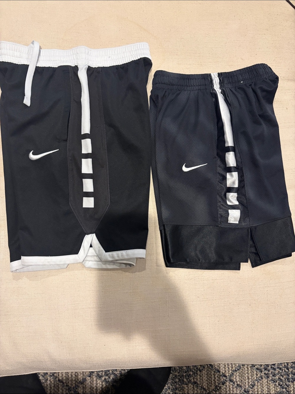 set of 2 nike elite dri fit basketball shorts black white silver boys sz large